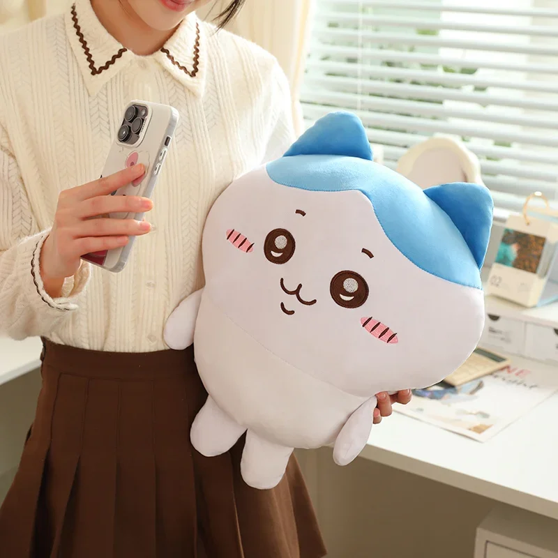 Chiikawa Plush Giant - Oversized Adorable Character Stuffed Toy for Ultimate Fandom - Image 3